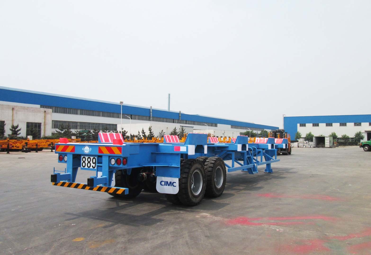Quality Commercial Small Flatbed Trailer 35 Tons Port Yard Chassis For Container Transporting for sale