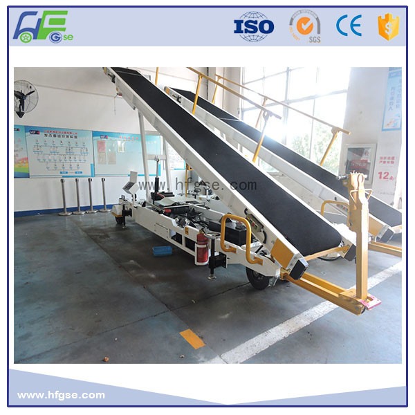 Quality Towable Baggage Conveyor Belt Loader , 700 - 750 Mm Width , Easy Operation for sale