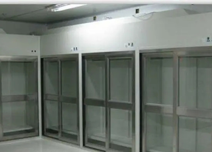 Quality 65dB Garment Cabinet Clean Room Equipments Vertical Laminar Flow for sale