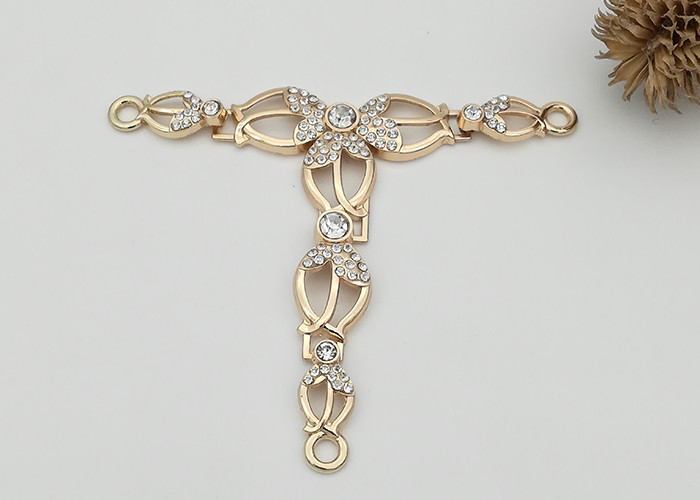 Buy Women Shoe Accessories Chains 98*82MM Easy To Assemble Corrosion Resistant at wholesale prices