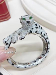 Quality Luxurious Elegant 18K Gold Diamond Bracelet Silver Panther Bracelet For Gifting for sale