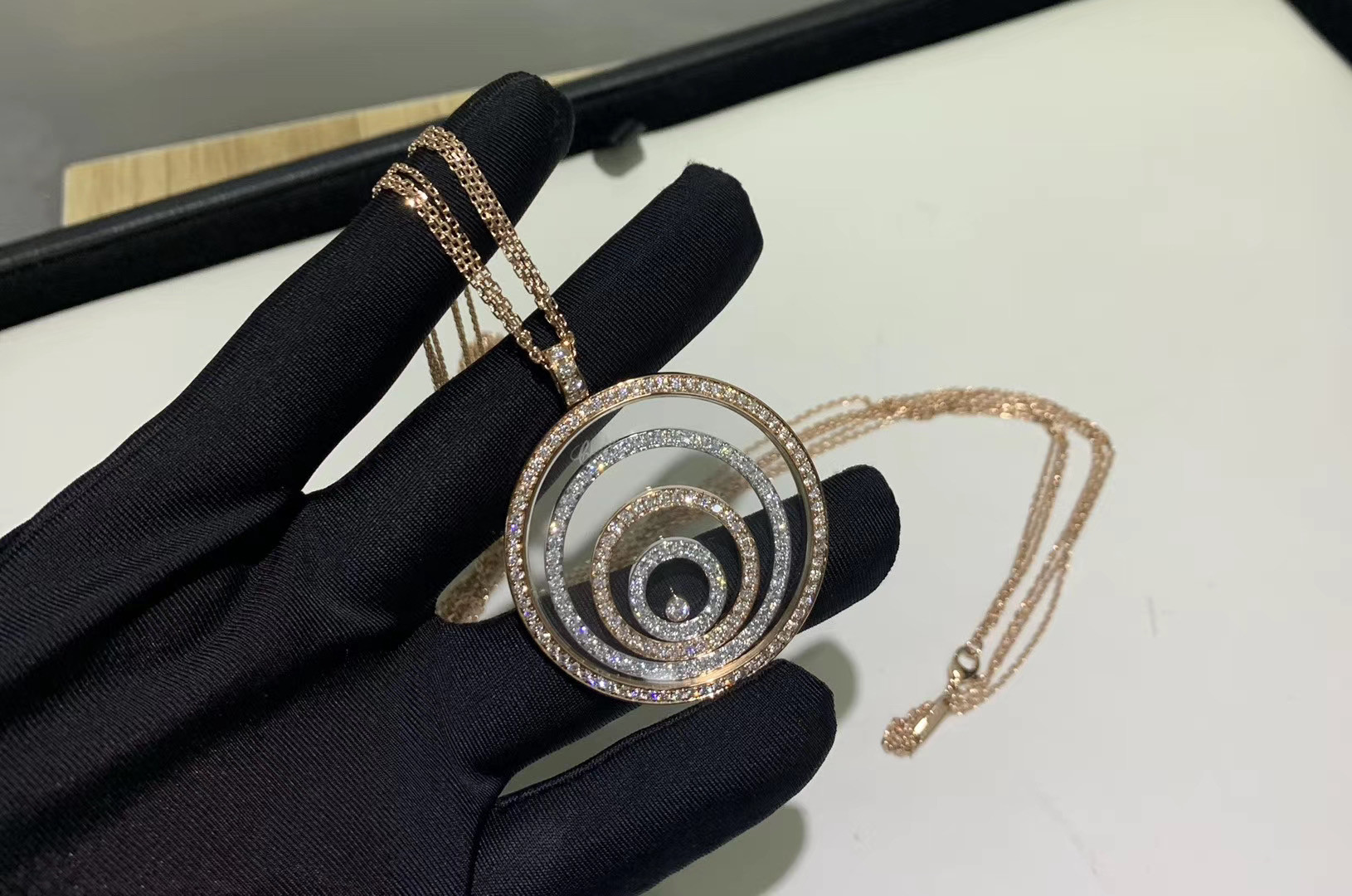 Quality Happy Diamonds Instagram Chopard Jewelry 18k rose gold No Gemstone for sale