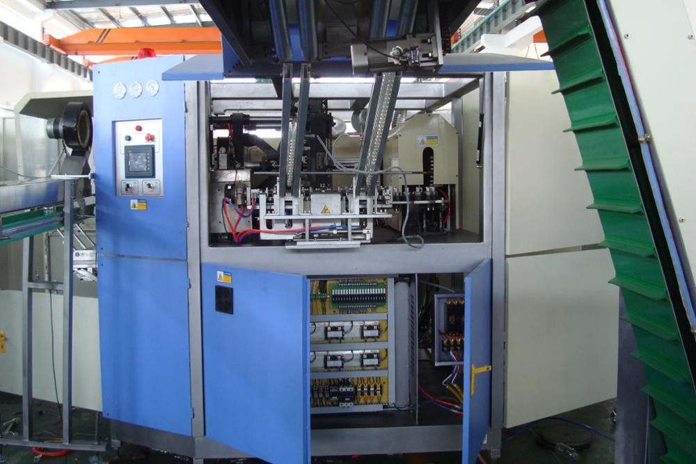 Quality 6000 BPH Semi Automatic Bottle Moulding Machine for sale