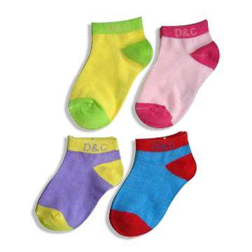 Quality Ankle Socks in Various Colors, Suitable for Girls, Weighs 15g for sale