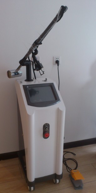 Quality Surgical Skin Care Co2 Fractional Laser Machine for sale