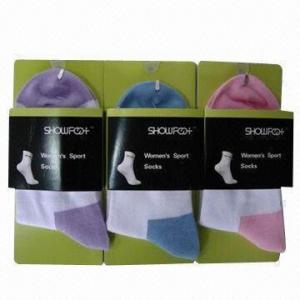 Quality Women's Sports Socks, Made of 77% Combed Cotton, 20.2% Polyester and 2.8% Spandex for sale