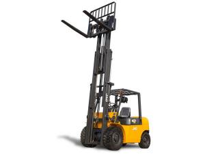 Quality Heavy Duty Diesel Forklift Truck 3 Ton Counterbalanced Small Overall Dimension for sale