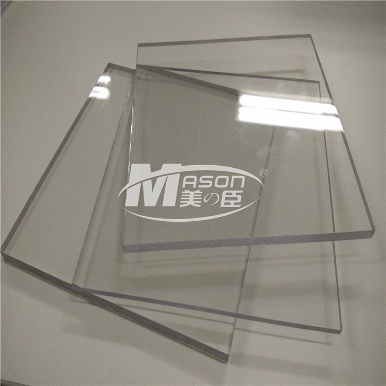Quality Attractive And Durable High Glossy Clear Polycarbonate Sheet 1.8mm Transparent for sale