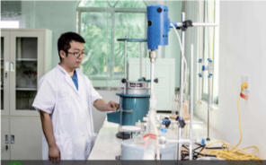 Heatproof Car Polyester Putty Multifunctional Chemical Resistant