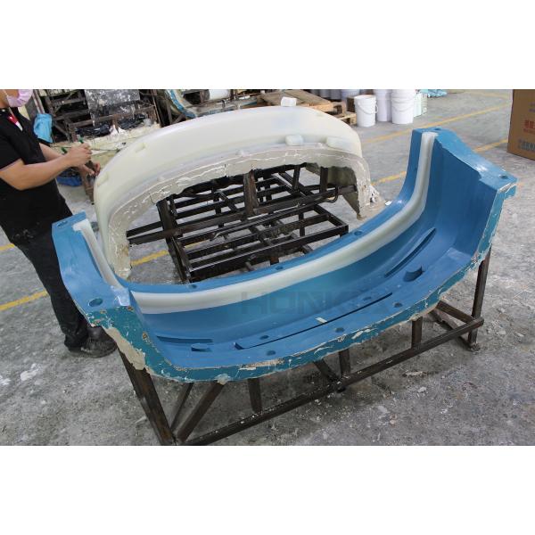 Reaction Plastic Injection Molding RIM Automotive Parts Deburring Painting Surface Finish