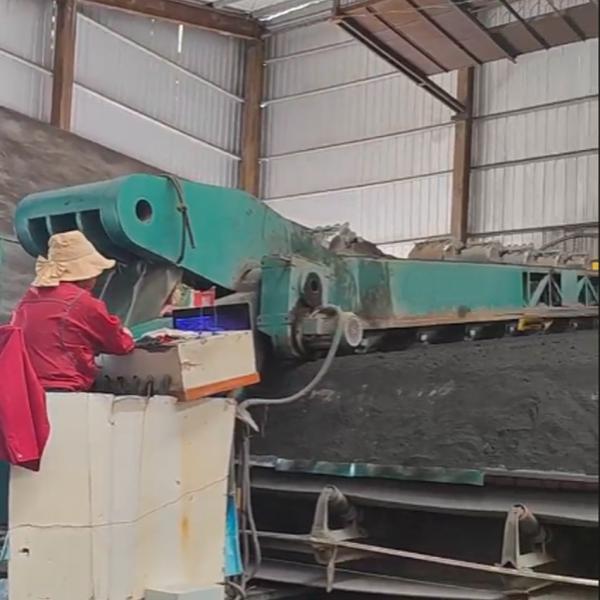 DW45 Hydraulic Multi Bucket Excavator Clay Brick Making Machines With CE / ISO Certificate