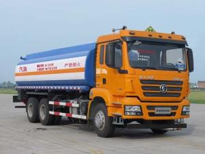 China 6×4 Drive Mode Used Oil Trucks , Used Truck Fuel Tanks 19.7 M3 Volume on sale