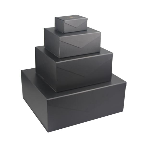 Luxury Matte Black Magnetic Folding Hot Foil Logo Apparel Custom Clothing Boxes Packaging Box