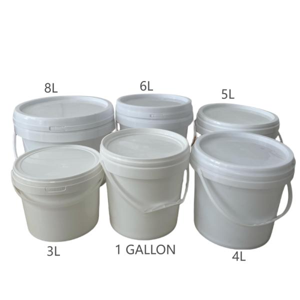 Square Plastic Pail with Lid Durable and Storage Solution