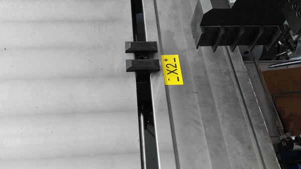 V Groover Hydraulic CNC V Grooving Machine , 2.2 KW V Cutter Gantry Type