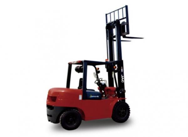 Buy 4 Ton Counterbalance Diesel Forklift Truck With Isuzu Engine High Efficiency at wholesale prices