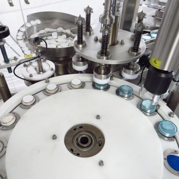 Fully Automatic Cosmetic Liquid Paste Cream Filling Machine With Plunger Dosing Device