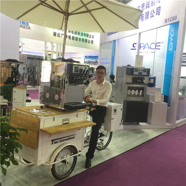 Table Top Frozen Commercial Yogurt Making Equipment With Two Compressors