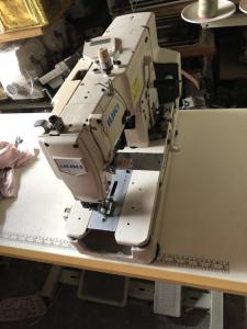 Quality Used 781 Juki Button Hole Sewing Machine Servo Control Power Saving for sale
