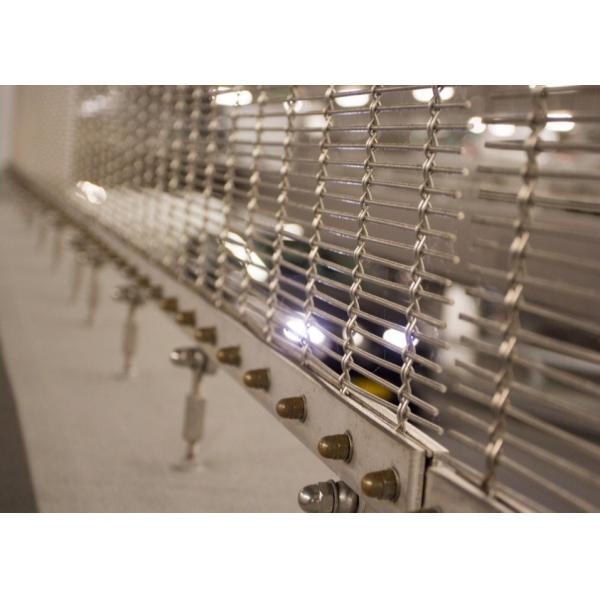 SS304 Decorative Wire Mesh Screen Facade 1m Width Customized Color