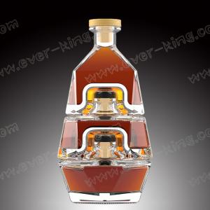 China OEM 750ml Brandy Glass Bottle With Plastic Screw Top on sale