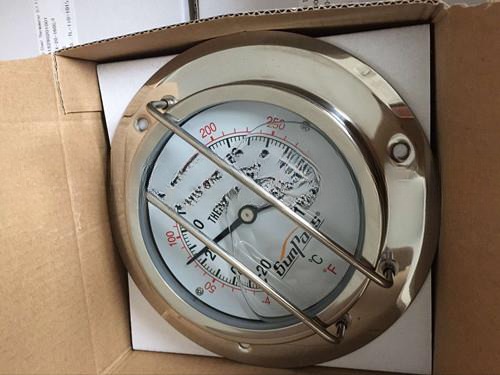 20' Length Dual Scale -40C to 160C Thermometer for ISO Tank Container Spare Parts Made of Durable Plastic and Material