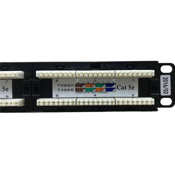 Long Life Network Cabinet Accessories 24 Port Patch Panel With Cat5e Cable Rj45