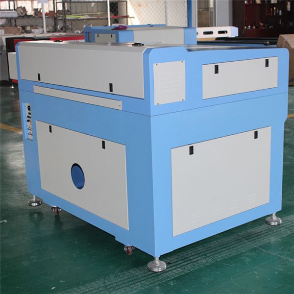 Custom Laser Engraving Cutting Machine Water Cooling Mode FANUC Control System Brand