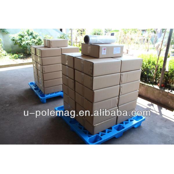 Permanent Ferrite Ring Magnet with Precise Tolerance of /-0.05mm Outer Diameter 120mm