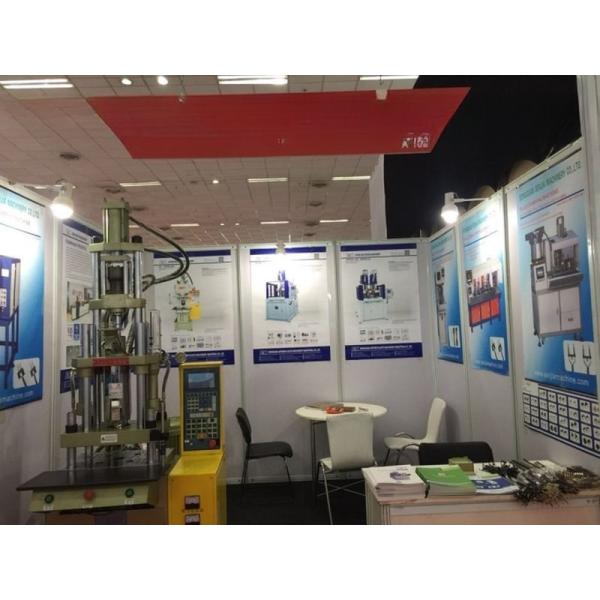 Rotary Table Vertical 160 Ton Injection Moulding Machine JTT-1600R