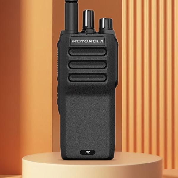 R2 IP55 Waterproof Noise Reduction Long Endurance Long Range 2 Way Radio Walkie Talkie