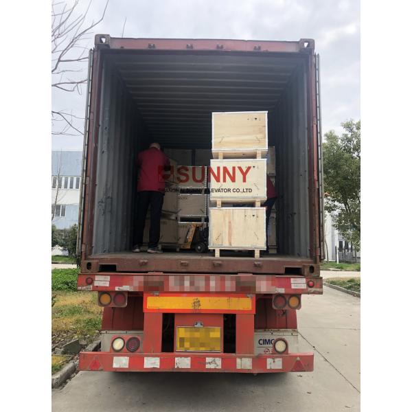 220 / 380V Roping 1 / 1 Geared Traction Machine for Residential Elevator Parts