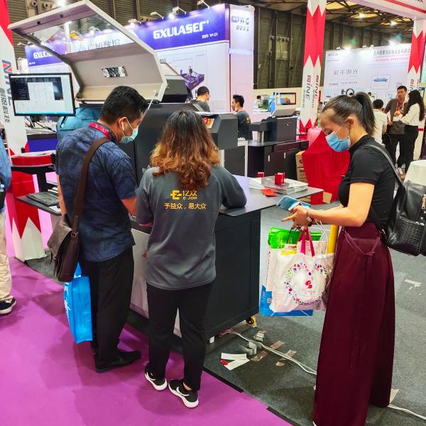 ET20C Acrylic 3D Signage Letter Edge Channel Letter Notching Flanging Bending Machine