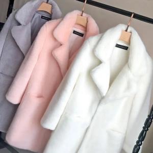 China                  Wholesale Custom Design Ladies Jacket Winter Fur Long Coats for Women              on sale