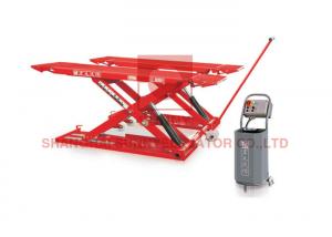 China Rising Fling  Mid Position Electric Hydraulic Car Scissor Lift With Safety Alarm Device on sale