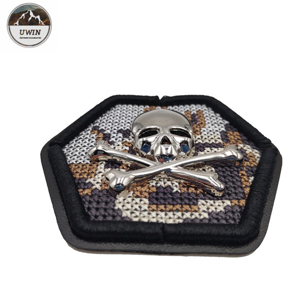 Hexagon Skull Crossbones Custom Cloth Patches Fashion 3D Embroidery Technics