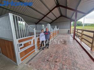 Quality Bamboo Horse Stall Panels Horse Stable Barn With Standard Swing Door Included Hardware for sale