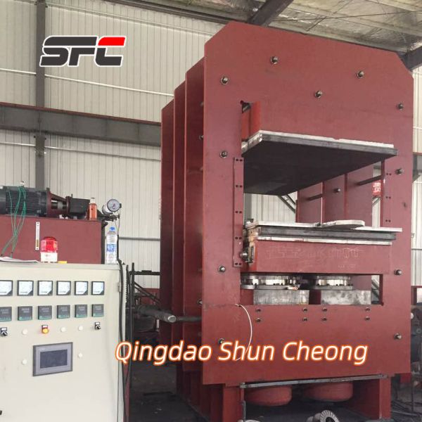 High Standard PLC Control Hydraulic Rubber Vulcanizing Press Machine with 300mm Cylinder Stroke and 0-100MPa Pressure Range