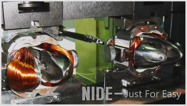 2 Pole 3 Phase Stator Winding Machines With Double Working Stations / Flyers