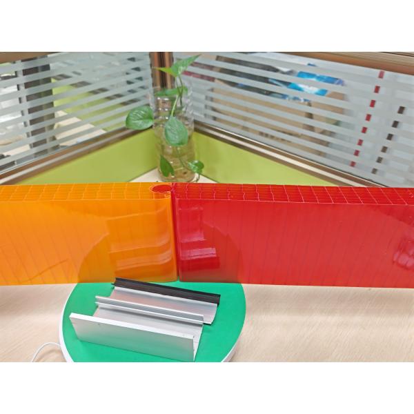 40mm Yellow Polycarbonate Sheet With Plug Pattern Texture For Structural Rigidity And Enhanced Light Diffusion