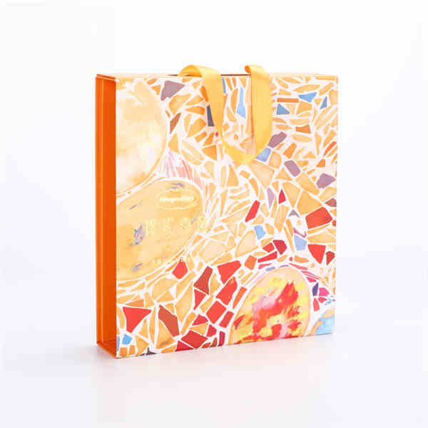 Luxprinters Luxury Packaging Box , Folding Magnetic Gift Box With Handle