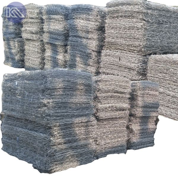 8*10cm Hole Size Gabion Wire Mesh Wall Clip Gun High Tensile Wire Flood Resilience For Riverbank Protection