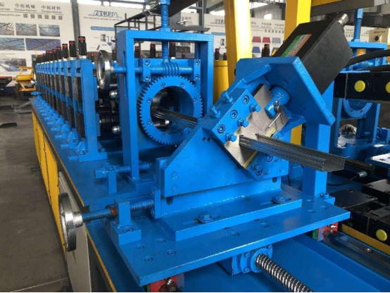 Automatic Slotted Deflection Track Rolling Forming Machine High Speed