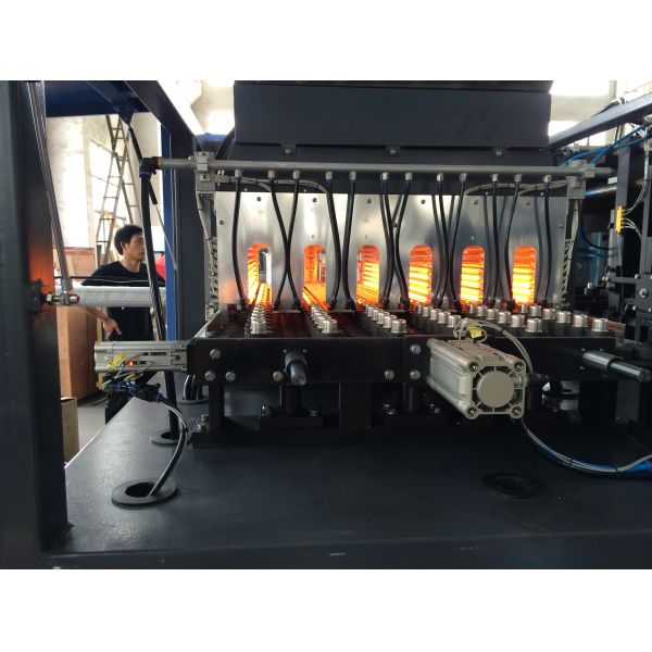 Automatic PET Preform Blowing Machine For Carbonated Beverage Plastic Bottle