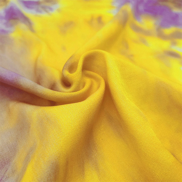 Antibacterial Spring Summer Fabrics 21s 80*60 180gsm Tie Dyed Soft Washed Denim