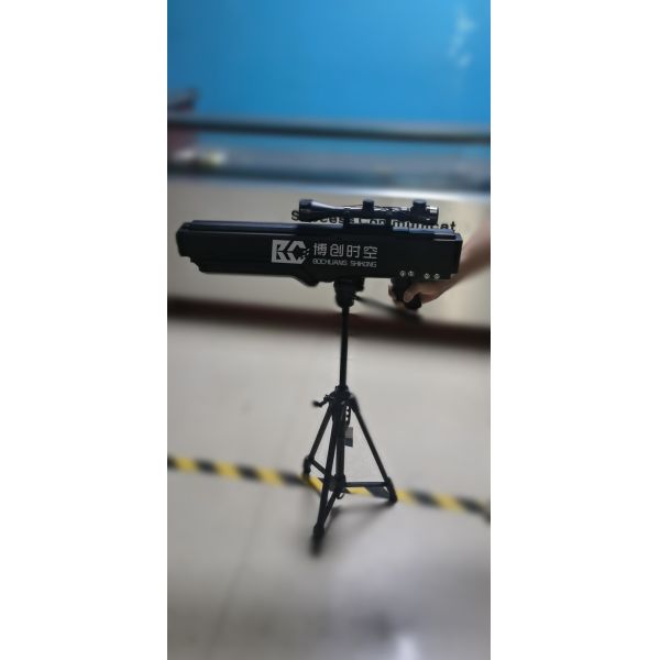 UAV counter gun 500m aviation control forcibly drives black flying UAV away from forced landing and returning UAV jammer