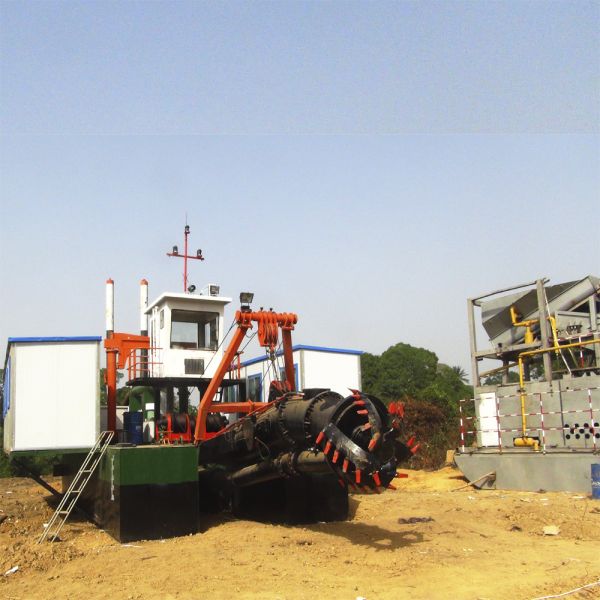 Portable Sand Suction Dredger Ship For Shallow River Cleaning