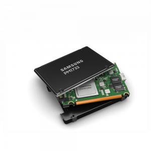 China 7.68TB 2.5 Inch Internal Hard Drive SSD MZWLJ7T6HALA-00007 Samsung PM1733 on sale