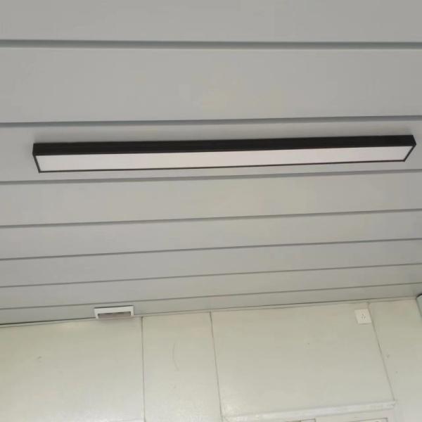 40ft Luxury Container House A Prefabricated Shop Solution with Eco Friendly Features