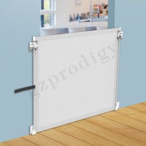 Quality Foldable PVC Retractable Baby Gate Multipurpose Durable For Pets for sale